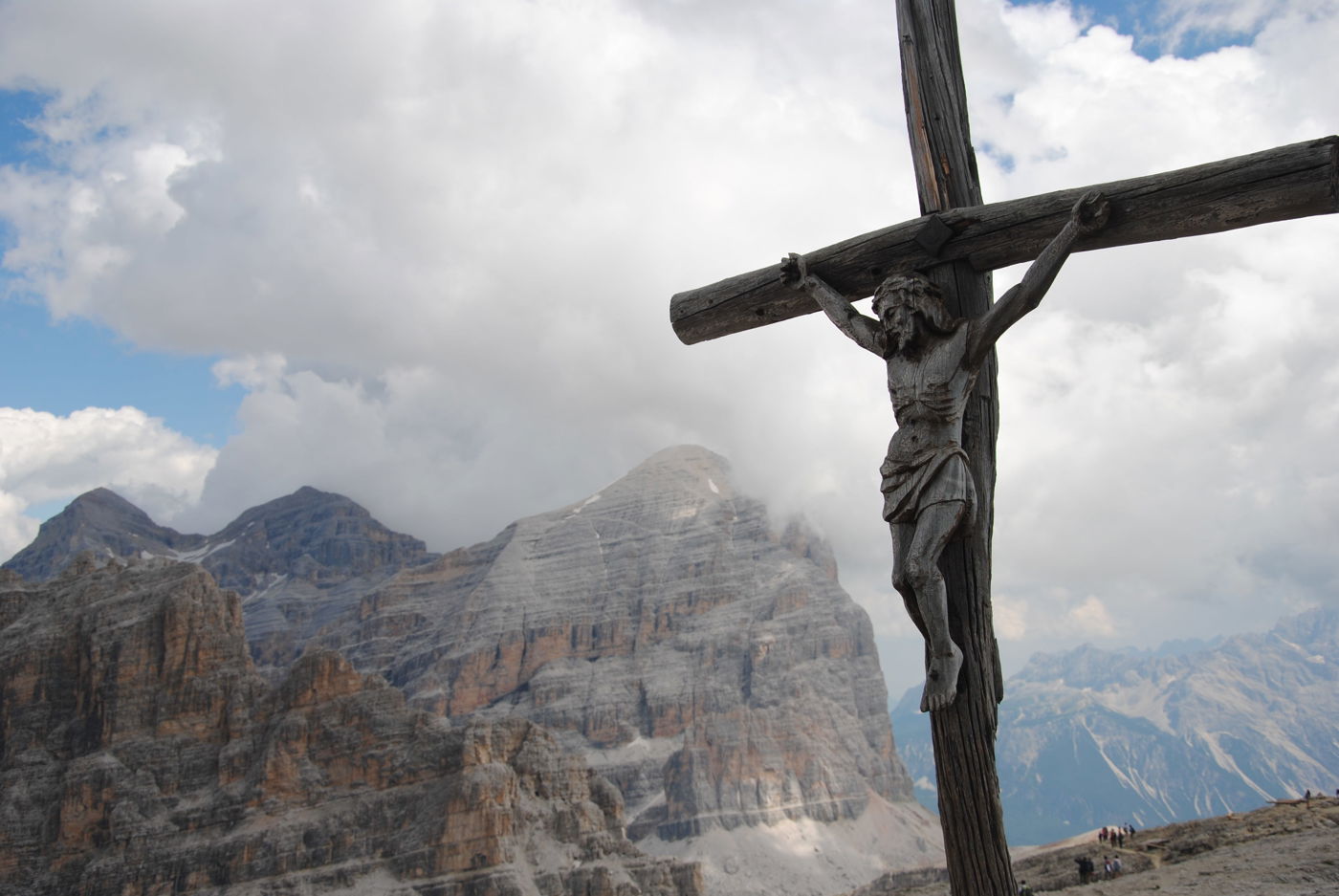 Gipfelkreuz am Lagazuoi