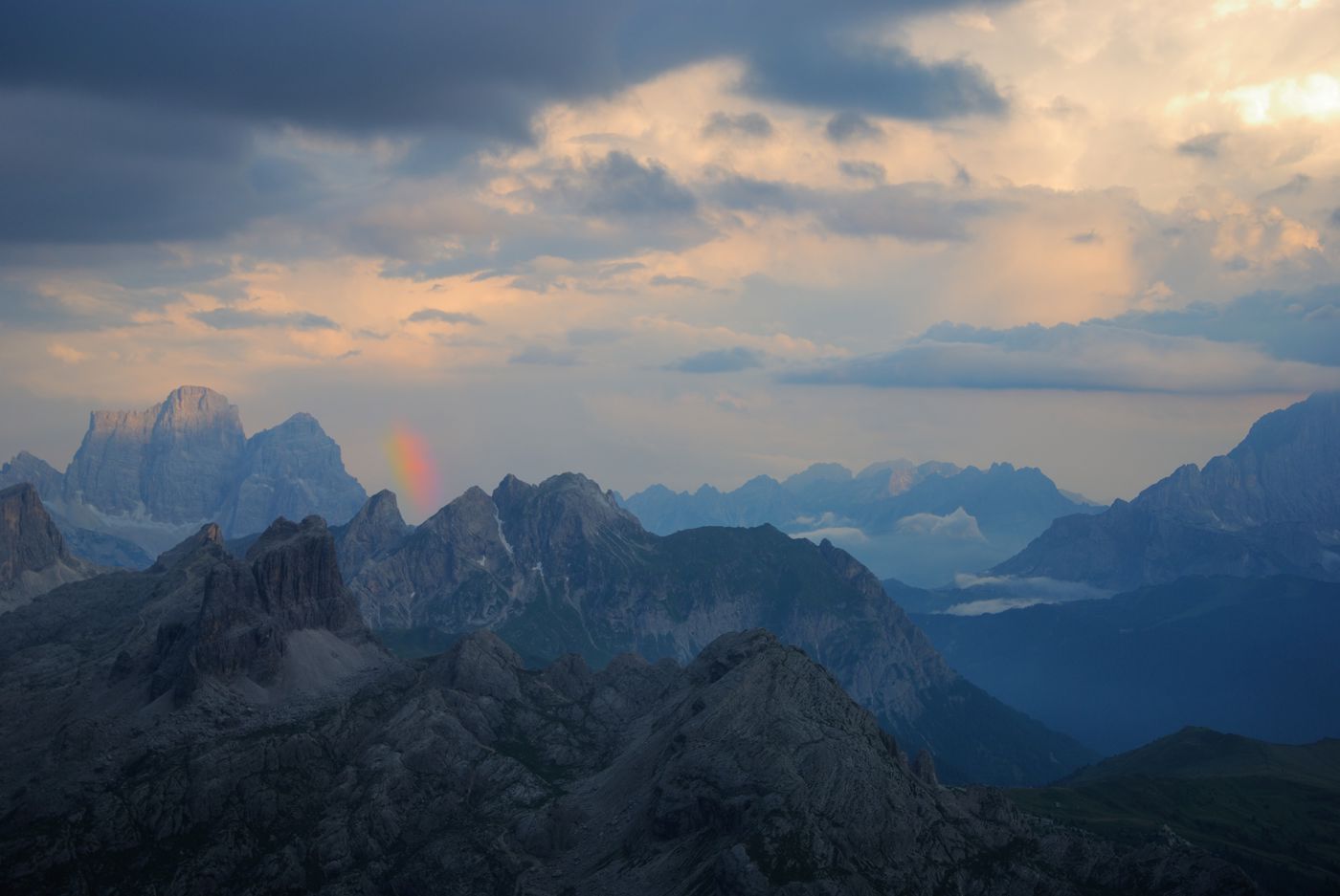 Nach dem Gewitter am Lagazuoi - ein Regenbogen