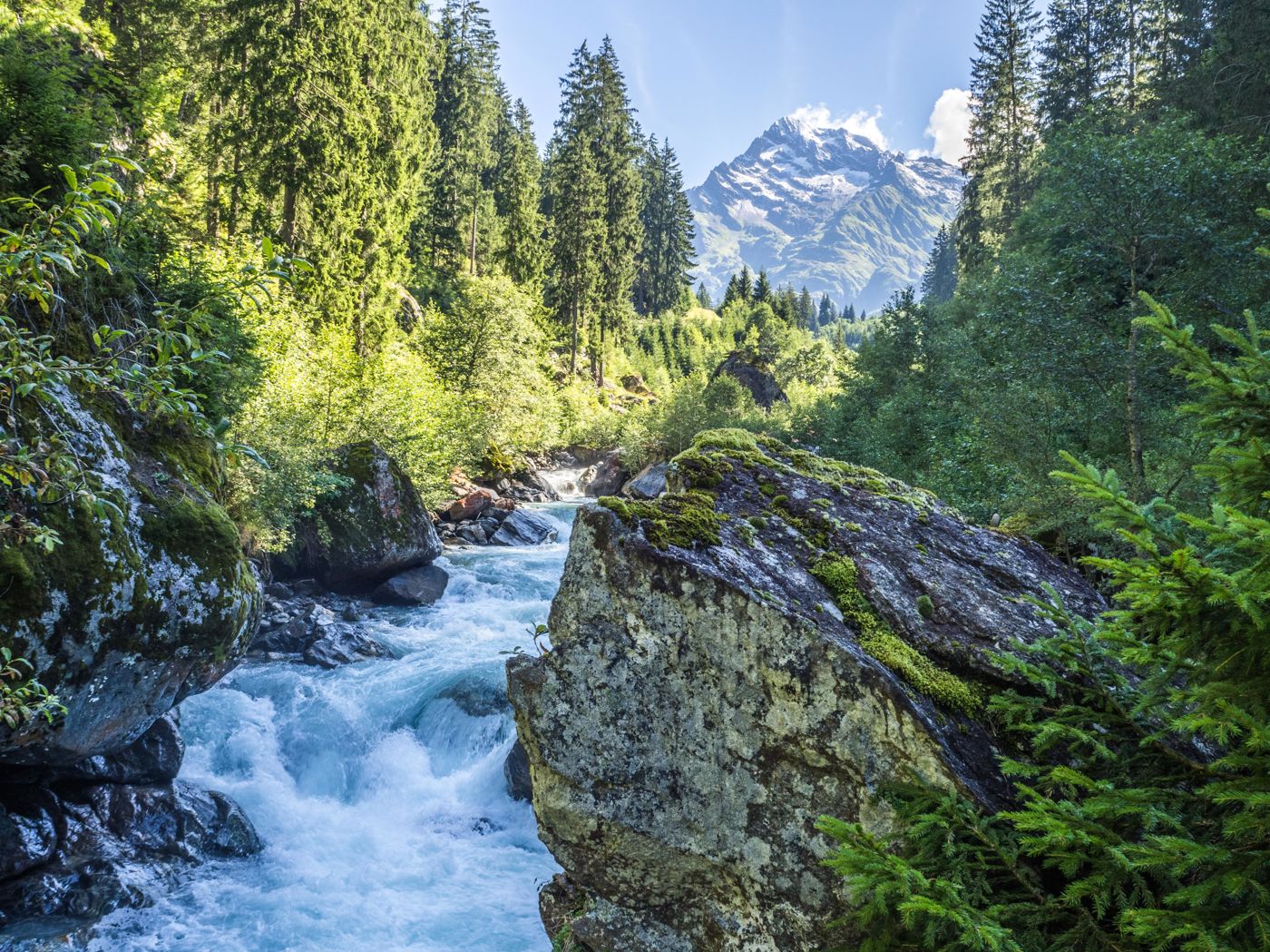 Maderanertal Chärstelenbach