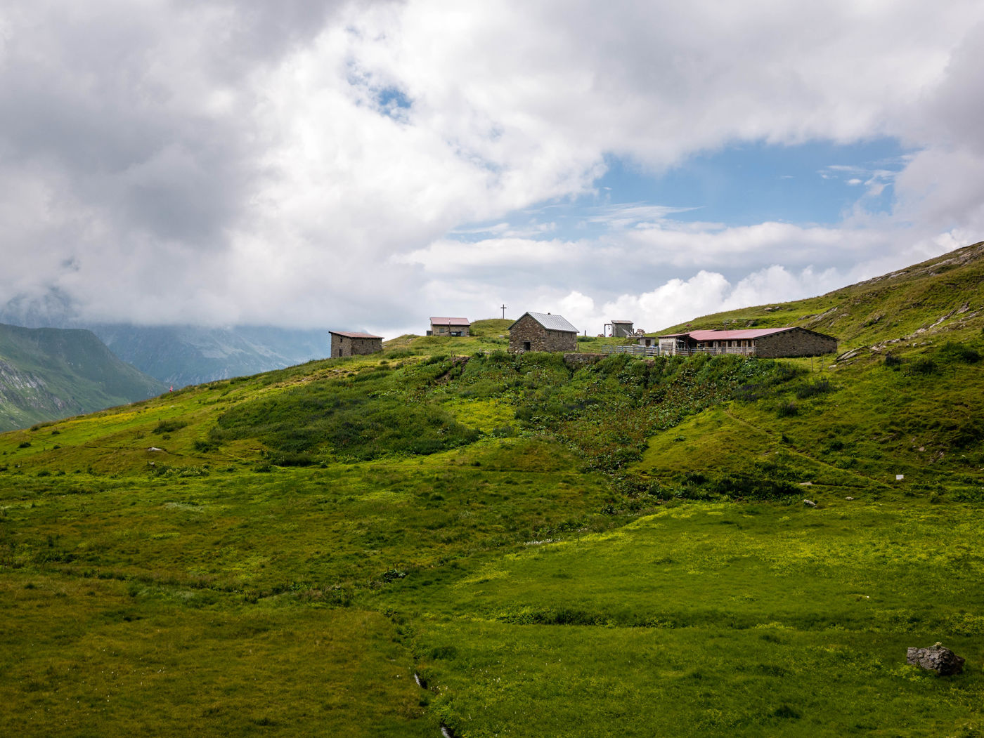 Greina Hochebene - 4 Tage Hüttenwanderung in den Adulaalpen