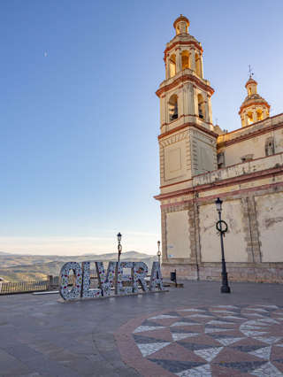 Kirche Olvera - weisse Dörfer