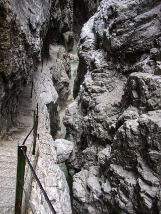 Kreuzeck - Hupfleitenjoch - Höllentalklamm