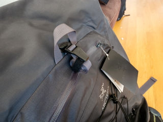 Arcteryx Alpha FL 30 Seilhalterung