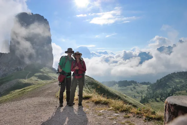 Auf dem Dolomiten Höhenweg zum Federasee