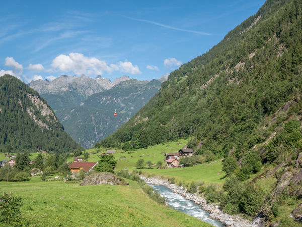Höhenweg Maderanertal - Wandern im Reich der Bergkristalle
